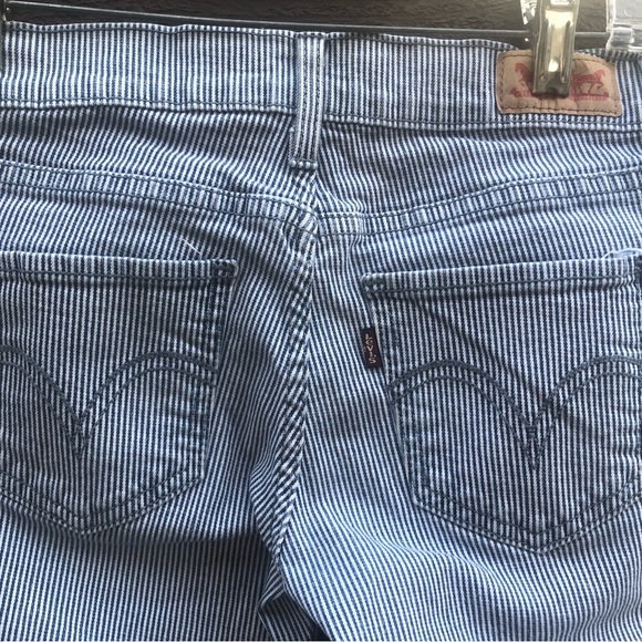 🍃Pinstriped railroad Levi’s Jeans🍃Waist 25 “🍃 - Picture 9 of 11